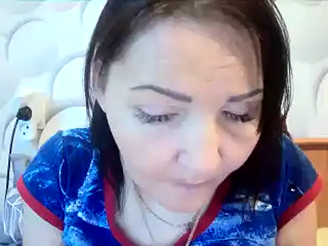 Snapshot of ClaireSunset chatting on April 19, 2026, 5:14 pm ClaireSunset online show from April 19, 2026, 5:14 pm