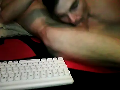 Snapshot of ZuzuGay chatting on December 15, 2024, 6:26 pm ZuzuGay online show from December 15, 2024, 6:26 pm