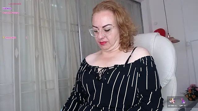 Snapshot of Tania_Goddess_ chatting on March 2, 2025, 6:03 pm Tania Goddess online show from March 2, 2025, 6:03 pm