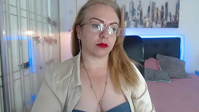 Snapshot of Tania_Goddess_ chatting on October 12, 2025, 1:34 pm Tania Goddess online show from October 12, 2025, 1:34 pm