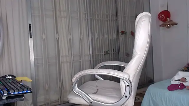 Snapshot of Tania_Goddess_ chatting on February 22, 2025, 12:38 am Tania Goddess online show from February 22, 2025, 12:38 am