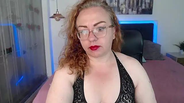 Snapshot of Tania_Goddess_ chatting on October 6, 2025, 2:07 pm Tania Goddess online show from October 6, 2025, 2:07 pm