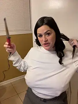 Snapshot of TexasTattooedHouseWife chatting on February 24, 2025, 12:48 pm TexasTattooedHouseWife online show from February 24, 2025, 12:48 pm
