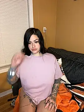 Snapshot of TexasTattooedHouseWife chatting on February 20, 2025, 12:57 pm TexasTattooedHouseWife online show from February 20, 2025, 12:57 pm