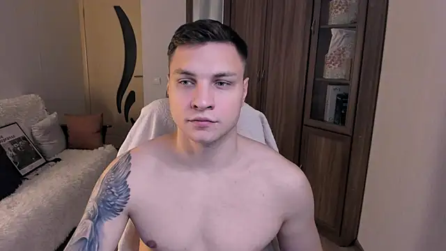 Snapshot of handsome_guy01 chatting on September 15, 2025, 6:30 pm handsome guy01 online show from September 15, 2025, 6:30 pm