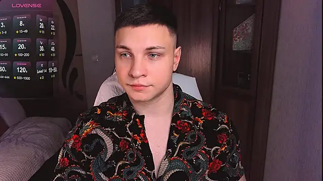 Snapshot of handsome_guy01 chatting on January 31, 2025, 12:50 am handsome guy01 online show from January 31, 2025, 12:50 am