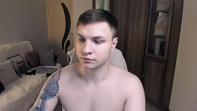 Snapshot of handsome_guy01 chatting on September 22, 2025, 11:33 pm handsome guy01 online show from September 22, 2025, 11:33 pm