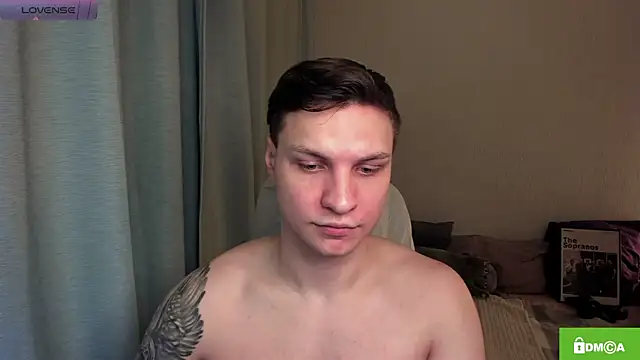 handsome guy01 online show from June 1, 2026, 2:01 am
