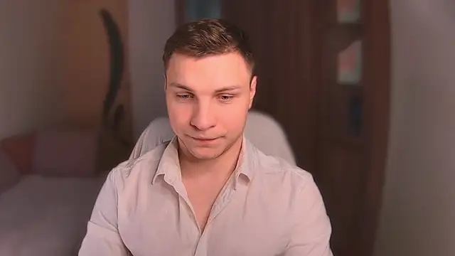 Snapshot of handsome_guy01 chatting on February 20, 2025, 4:39 am handsome guy01 online show from February 20, 2025, 4:39 am