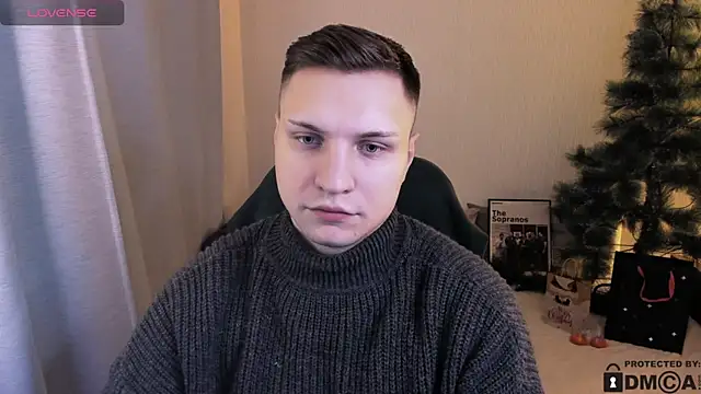 Snapshot of handsome_guy01 chatting on January 5, 2026, 8:45 pm handsome guy01 online show from January 5, 2026, 8:45 pm