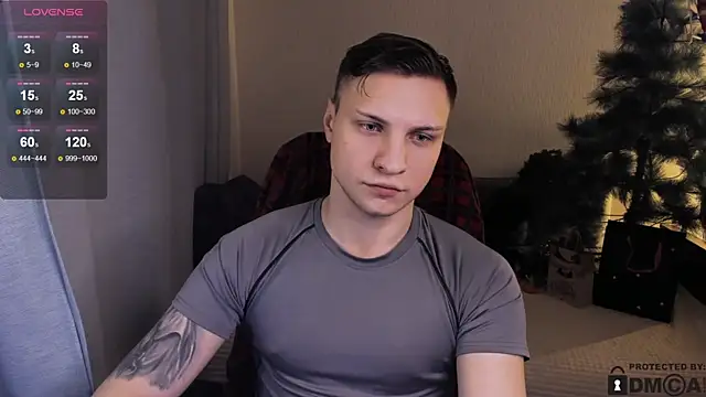 Snapshot of handsome_guy01 chatting on January 15, 2026, 4:43 pm handsome guy01 online show from January 15, 2026, 4:43 pm