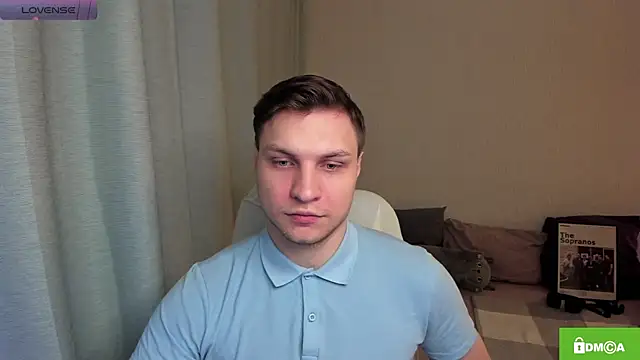 Snapshot of handsome_guy01 chatting on June 4, 2026, 9:30 pm handsome guy01 online show from June 4, 2026, 9:30 pm