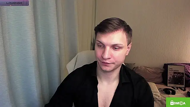 Snapshot of handsome_guy01 chatting on June 19, 2026, 12:05 am handsome guy01 online show from June 19, 2026, 12:05 am