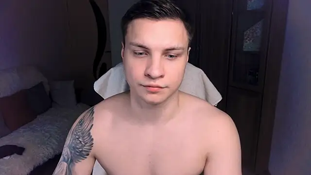 Snapshot of handsome_guy01 chatting on January 20, 2025, 7:04 pm handsome guy01 online show from January 20, 2025, 7:04 pm