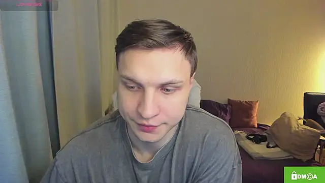 handsome guy01 online show from March 25, 2026, 4:39 pm