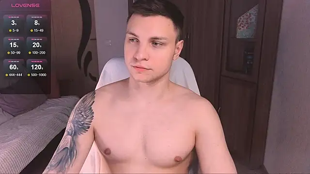 Snapshot of handsome_guy01 chatting on February 13, 2025, 10:43 pm handsome guy01 online show from February 13, 2025, 10:43 pm