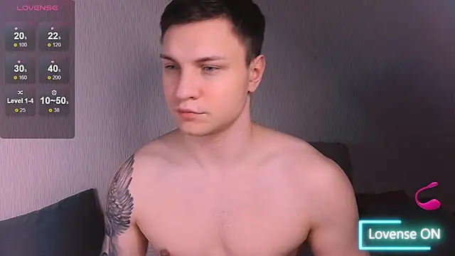 Snapshot of handsome_guy01 chatting on January 29, 2025, 12:12 am handsome guy01 online show from January 29, 2025, 12:12 am