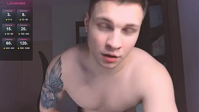Snapshot of handsome_guy01 chatting on February 13, 2025, 12:13 am handsome guy01 online show from February 13, 2025, 12:13 am