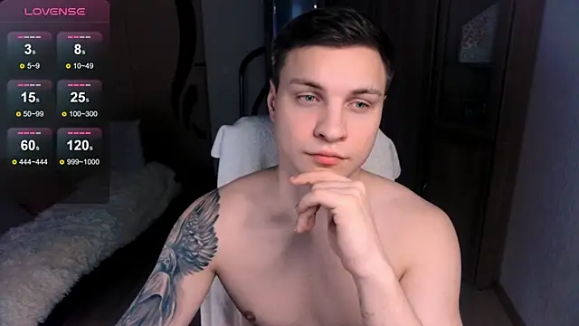 Snapshot of handsome_guy01 chatting on January 21, 2025, 1:08 am handsome guy01 online show from January 21, 2025, 1:08 am