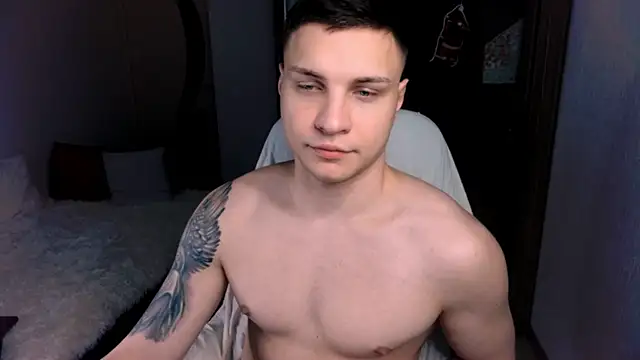 Snapshot of handsome_guy01 chatting on December 26, 2024, 8:42 pm handsome guy01 online show from December 26, 2024, 8:42 pm