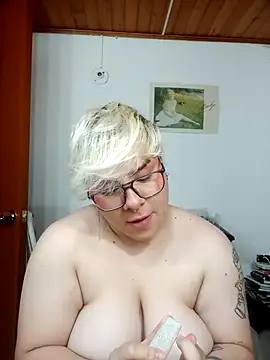 amalia love online show from October 23, 2025, 5:28 am