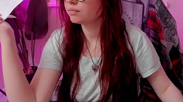 CarolGiggly online show from April 2, 2026, 10:49 pm