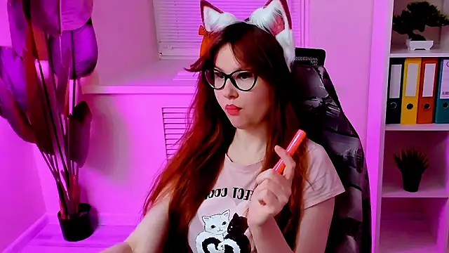 CarolGiggly online show from February 19, 2026, 1:41 pm