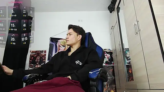 Snapshot of sr_jaeger chatting on January 11, 2026, 12:23 pm sr jaeger online show from January 11, 2026, 12:23 pm