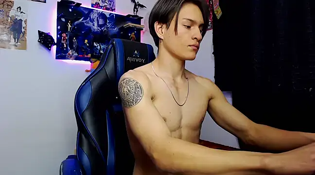 Snapshot of sr_jaeger chatting on March 22, 2025, 8:15 pm sr jaeger online show from March 22, 2025, 8:15 pm