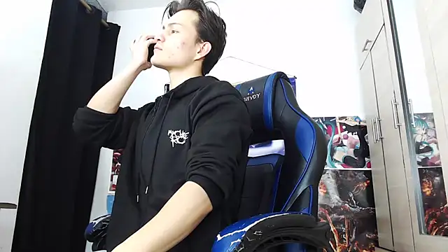 Snapshot of sr_jaeger chatting on November 22, 2025, 1:21 pm sr jaeger online show from November 22, 2025, 1:21 pm