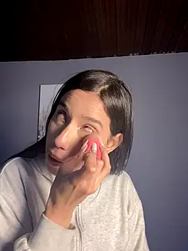 Snapshot of Praga_Pink chatting on December 18, 2025, 11:36 am Praga Pink online show from December 18, 2025, 11:36 am