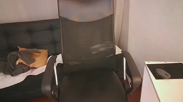 Aurora ath online show from December 13, 2024, 4:11 am