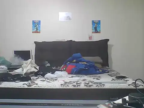 SOLESFETISHBR online show from April 16, 2026, 3:35 pm