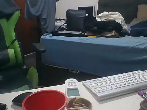 SOLESFETISHBR online show from February 18, 2026, 8:33 am