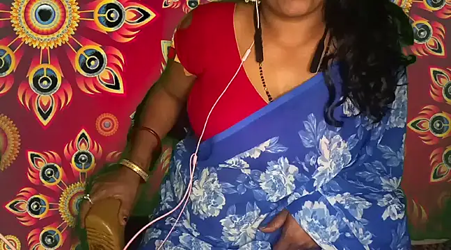 Snapshot of mamoni91 chatting on March 16, 2025, 4:20 am mamoni91 online show from March 16, 2025, 4:20 am