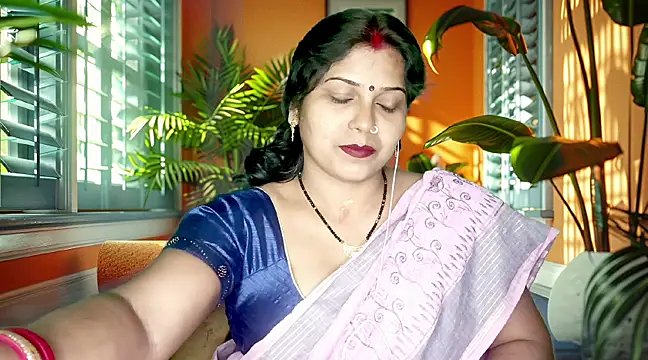 Snapshot of mamoni91 chatting on February 22, 2025, 5:24 pm mamoni91 online show from February 22, 2025, 5:24 pm