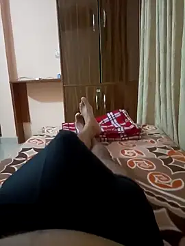 Snapshot of RRahullove69 chatting on September 17, 2025, 1:57 pm RRahullove69 online show from September 17, 2025, 1:57 pm