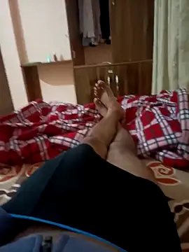 Snapshot of RRahullove69 chatting on October 13, 2025, 3:46 pm RRahullove69 online show from October 13, 2025, 3:46 pm