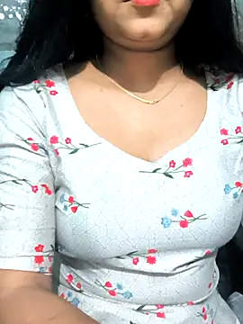 Snapshot of NEETU-89 chatting on February 25, 2025, 2:47 am NEETU-89 online show from February 25, 2025, 2:47 am