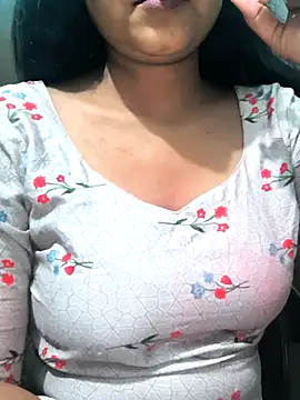 Snapshot of NEETU-89 chatting on March 15, 2025, 3:18 am NEETU-89 online show from March 15, 2025, 3:18 am