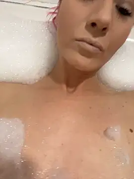 SweetSolez online show from December 1, 2025, 10:10 pm