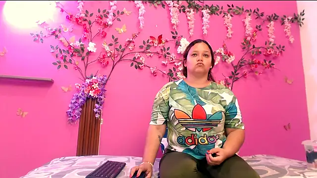 analdeepalejandra18 online show from November 7, 2025, 7:07 pm