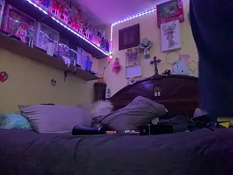 oiram27 online show from March 2, 2025, 10:16 am