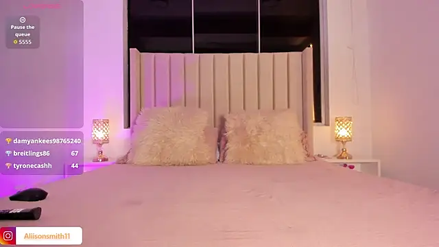 Snapshot of Aliison_Smith chatting on December 18, 2025, 3:11 am Aliison Smith online show from December 18, 2025, 3:11 am