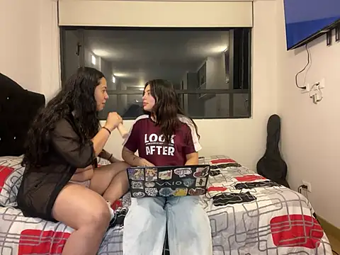 Snapshot of Scarlett_Jazmin chatting on February 12, 2025, 8:27 am Scarlett Jazmin online show from February 12, 2025, 8:27 am