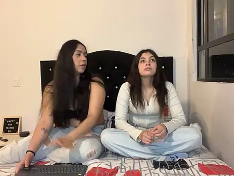 Snapshot of Scarlett_Jazmin chatting on December 24, 2024, 8:55 am Scarlett Jazmin online show from December 24, 2024, 8:55 am