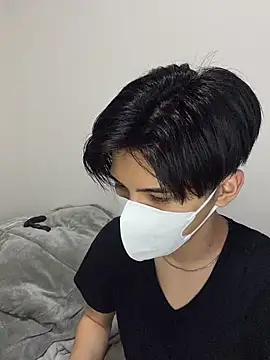 Lio kun online show from April 7, 2026, 1:13 pm