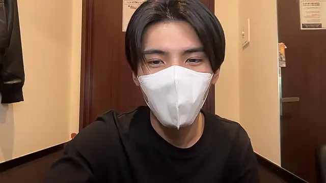 Lio kun online show from March 14, 2025, 1:24 pm