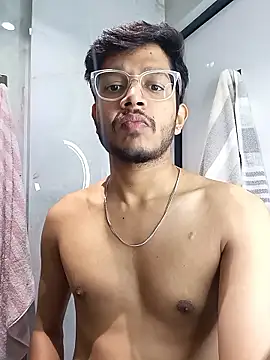 skinnyyyyyyyyy online show from November 19, 2025, 4:45 am