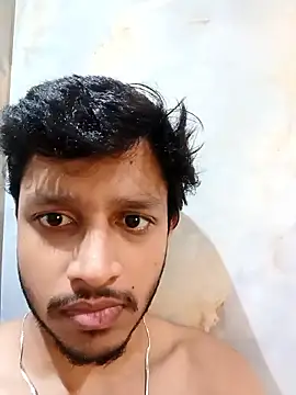 skinnyyyyyyyyy online show from June 20, 2026, 3:44 am